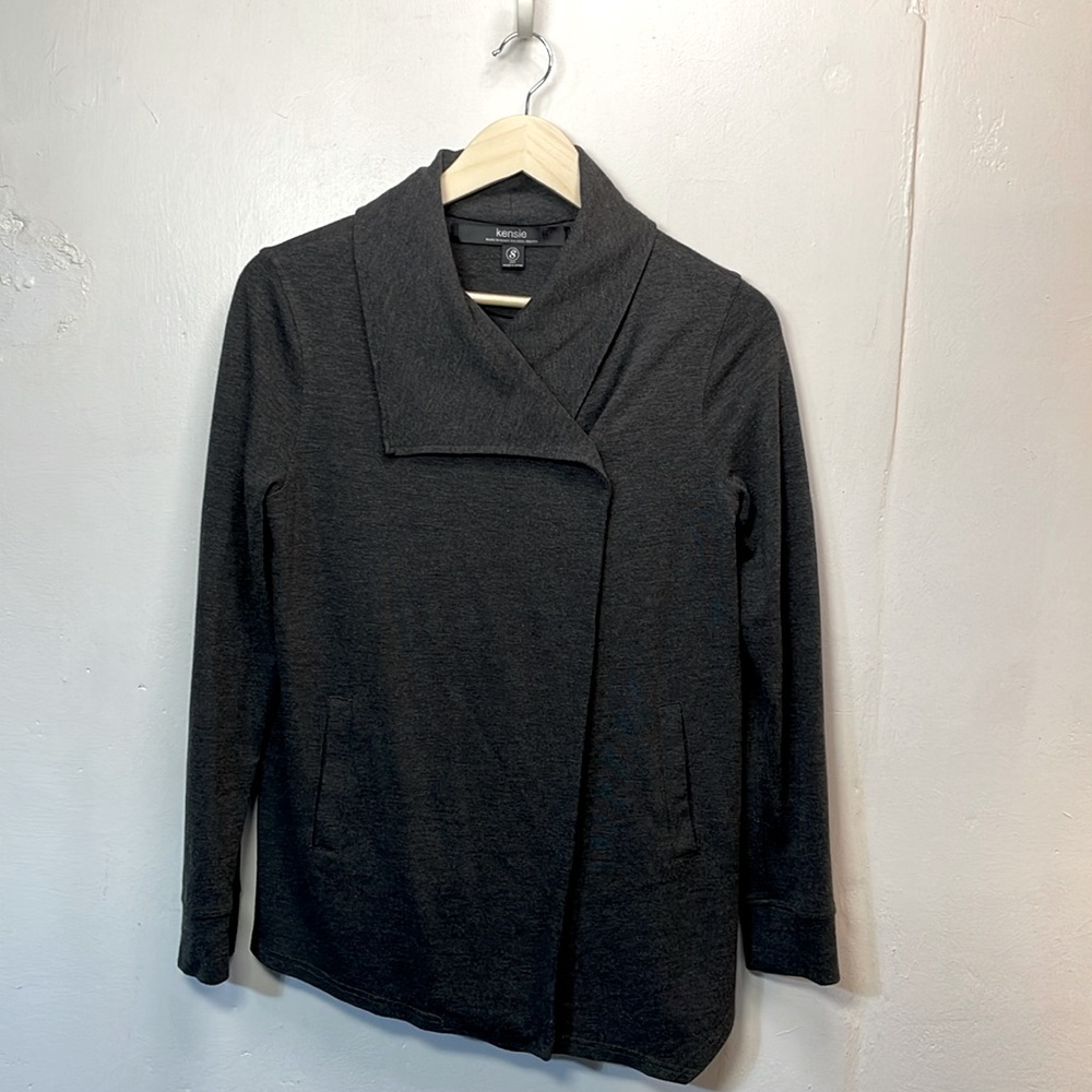 Kensie Grey Asymmetrical Cross-over Collar Long Sleeve Athletic Pockets S #0023